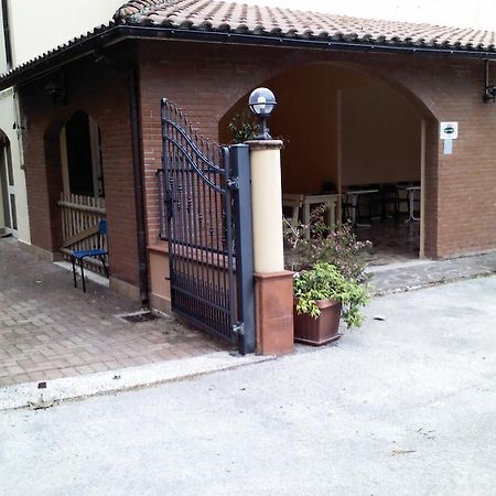 Albergo Magrini Della Genga Genga  Dış mekan fotoğraf